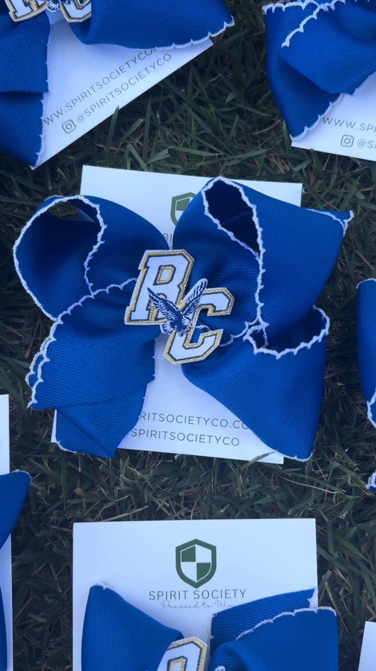 Rejoice Blue Scallop Embroidered Patch Bow