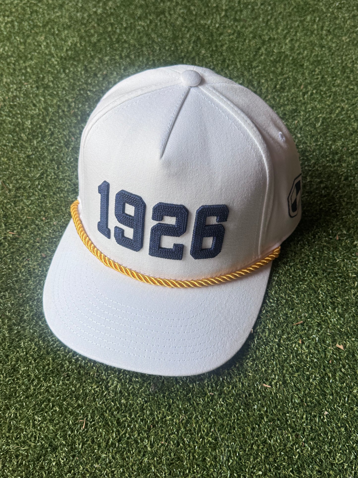 Monte Cassino 1926 Party Hat White